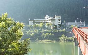 ホテル八鵬